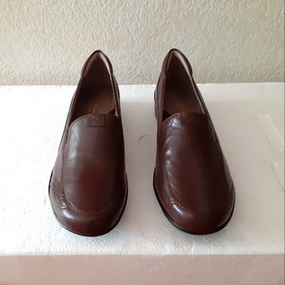 Naturalizer - Picture 2 of 4